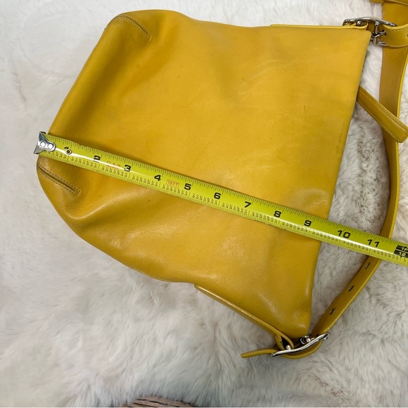 COACH Vintage Soho Leather Duffle Bag in Yellow #9186 - Picture 17 of 17